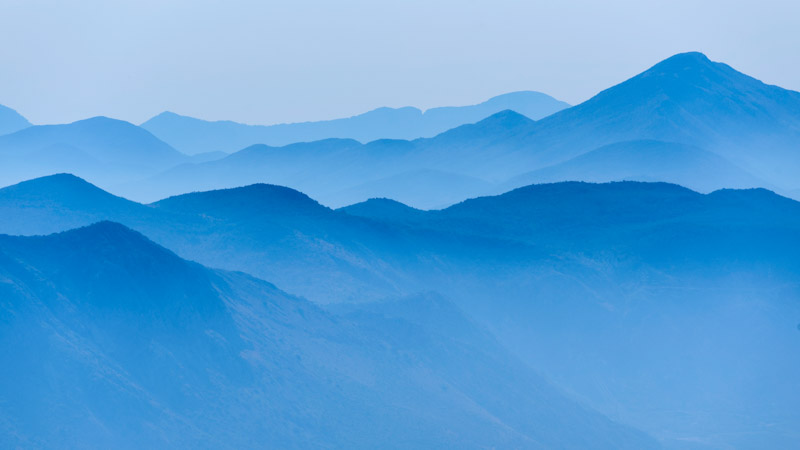 Blue Mountains Foggy Mountain Range Landscape Scenery 5K Wallpaper