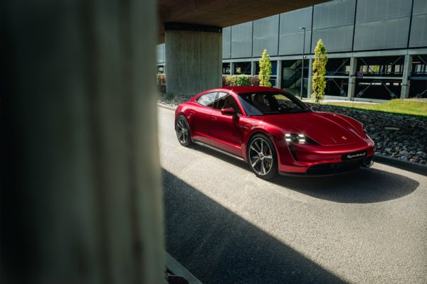 Porsche Taycan Wallpaper
