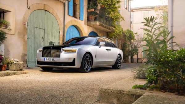 Rolls Royce Black Wallpaper